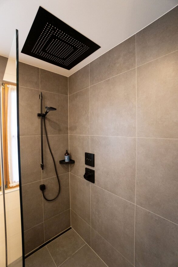 mit ebener Dusche mit ebener Dusche